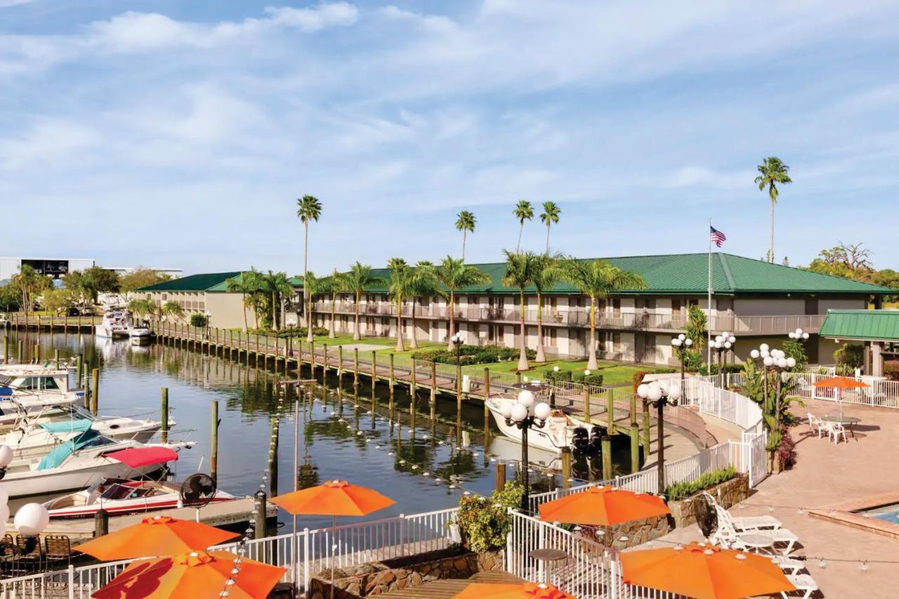 Getaway At The Marina Lejlighedshotel South Bradenton Eksteriør billede